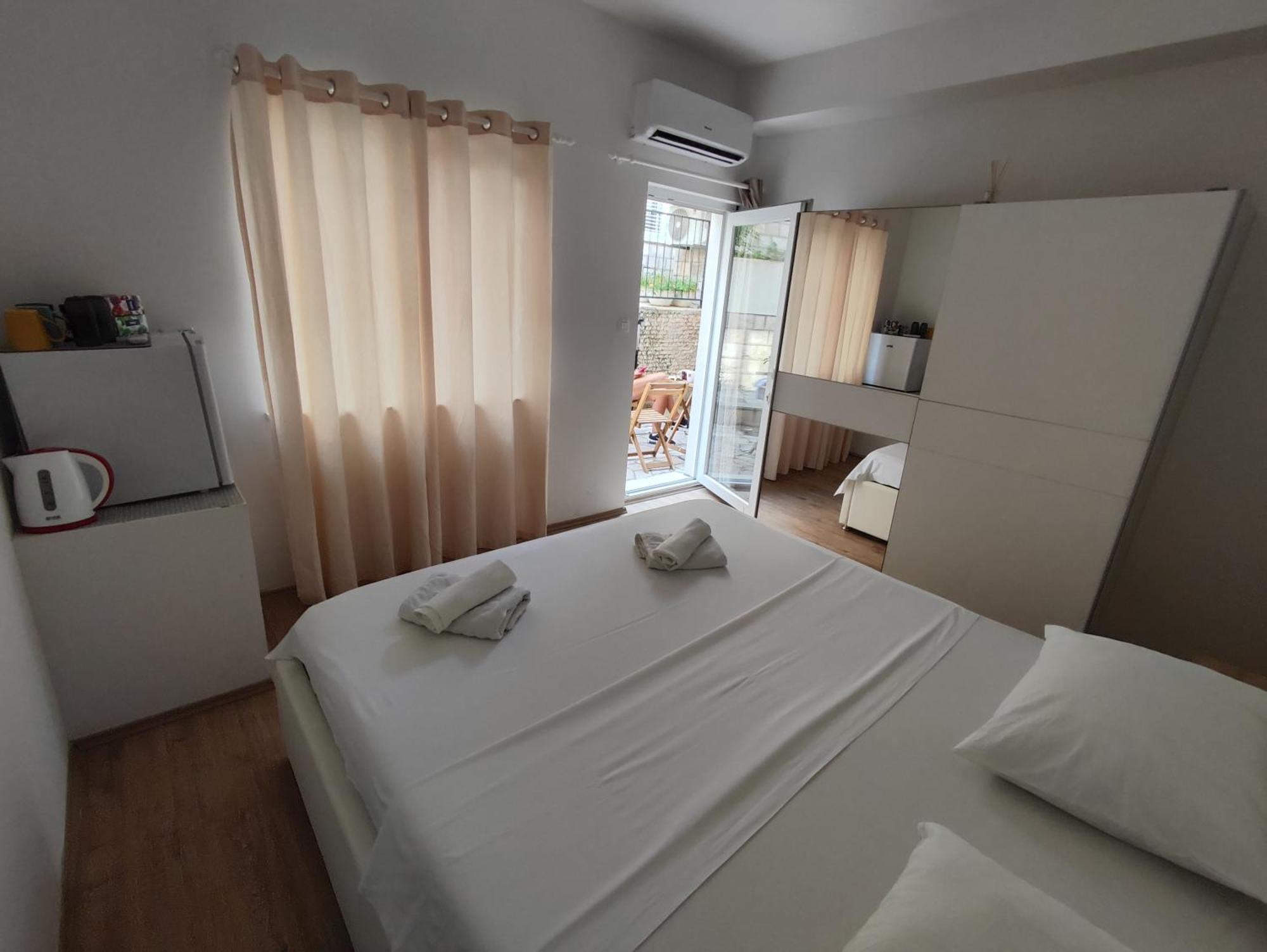 Zoric Apartments & Rooms 2 Дубровник Экстерьер фото