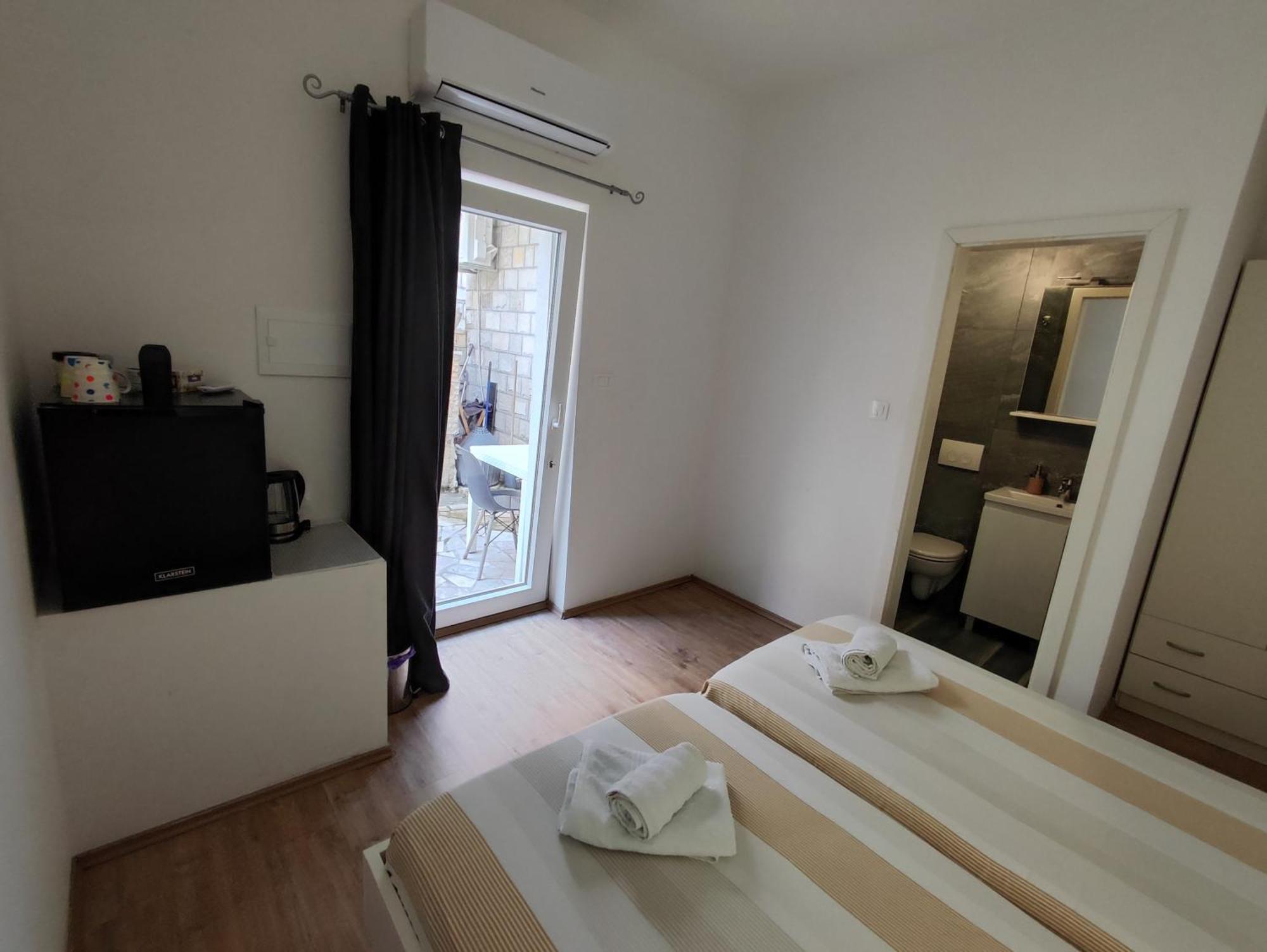 Zoric Apartments & Rooms 2 Дубровник Экстерьер фото